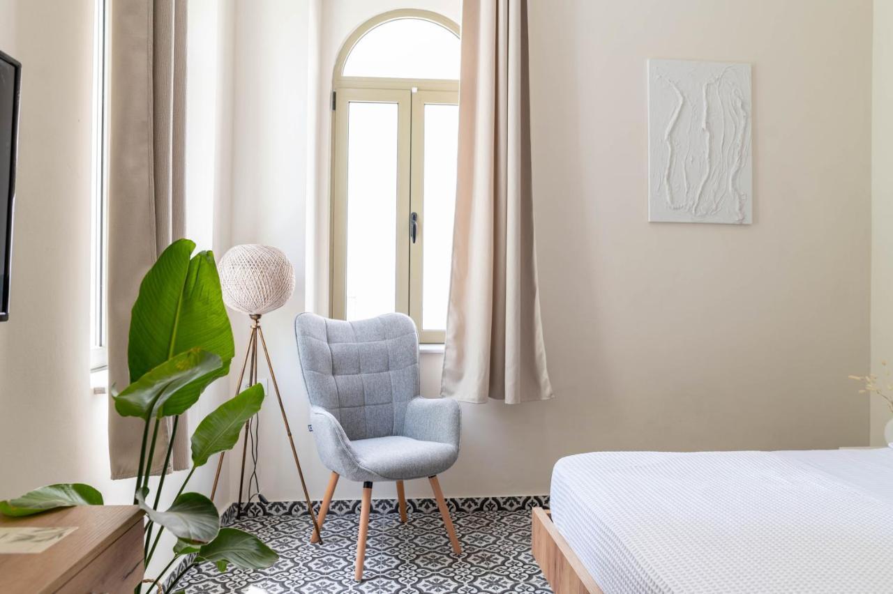 Kosnian City Suites Ngoại thất bức ảnh