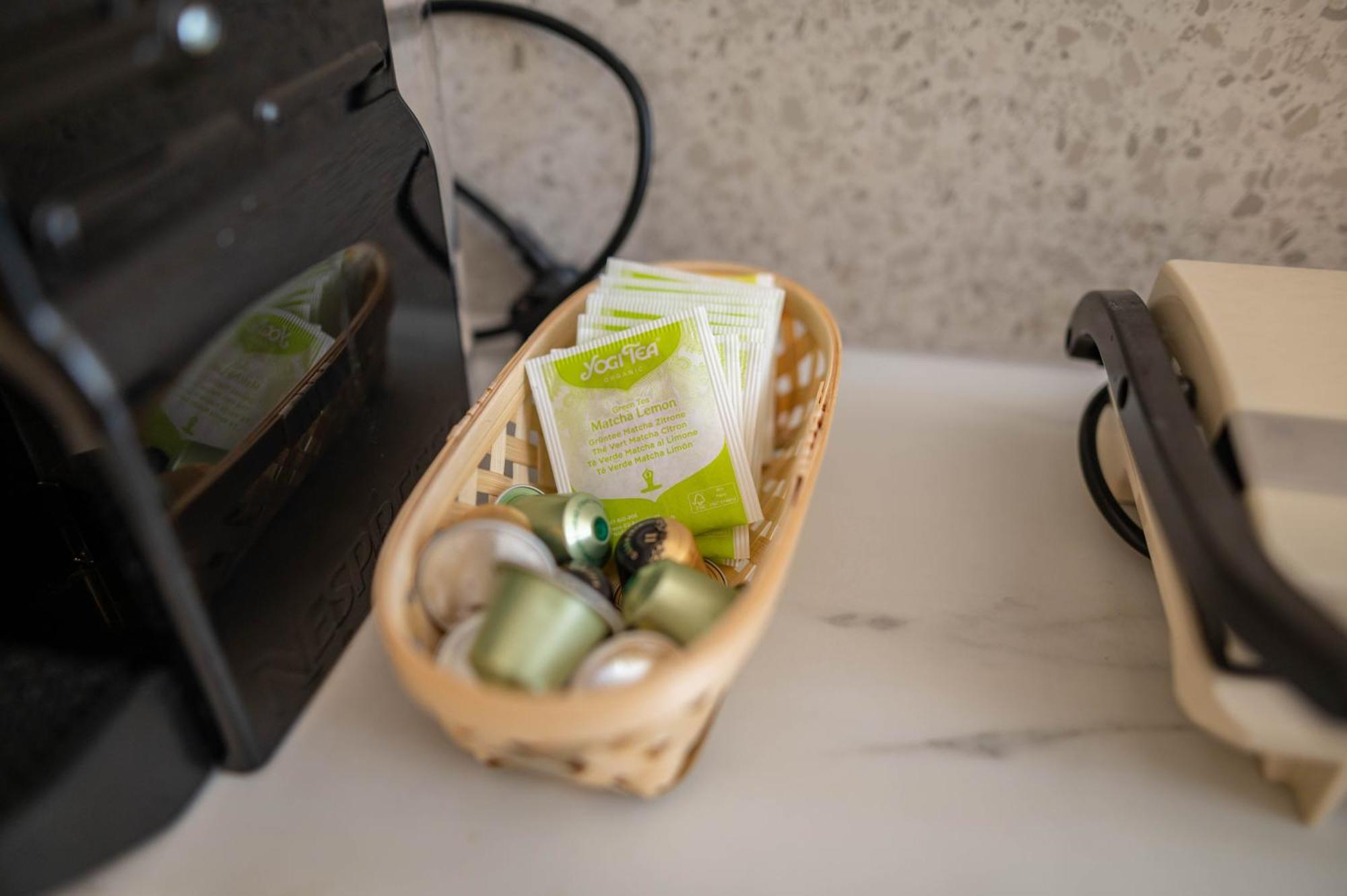 Kosnian City Suites Ngoại thất bức ảnh