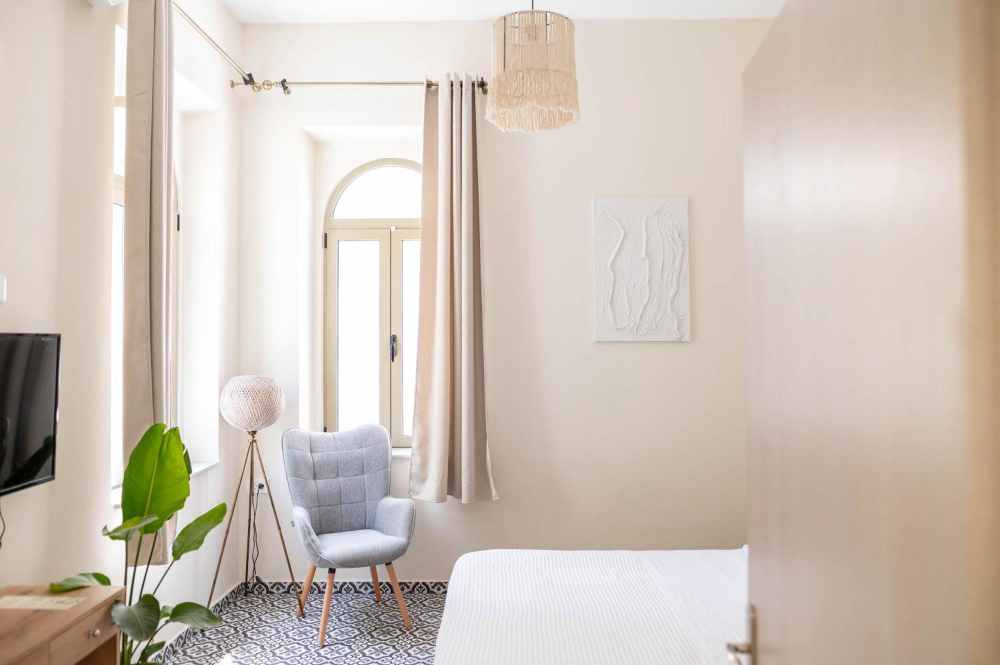 Kosnian City Suites Ngoại thất bức ảnh